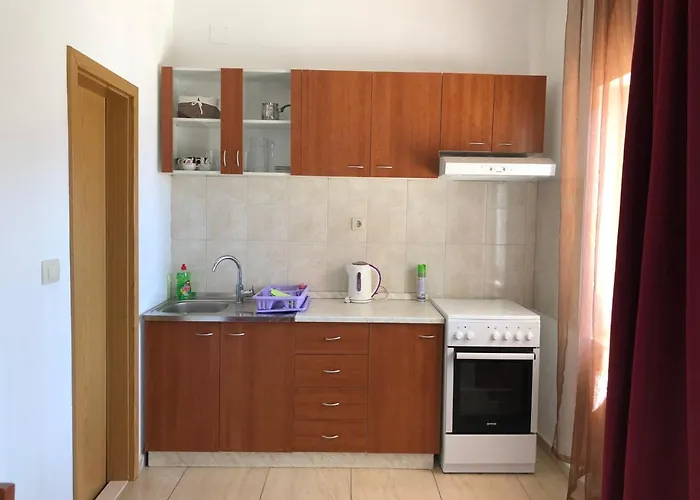 Nikola Apartment