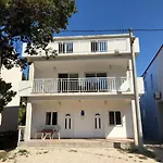 Apartament Nikola Blace